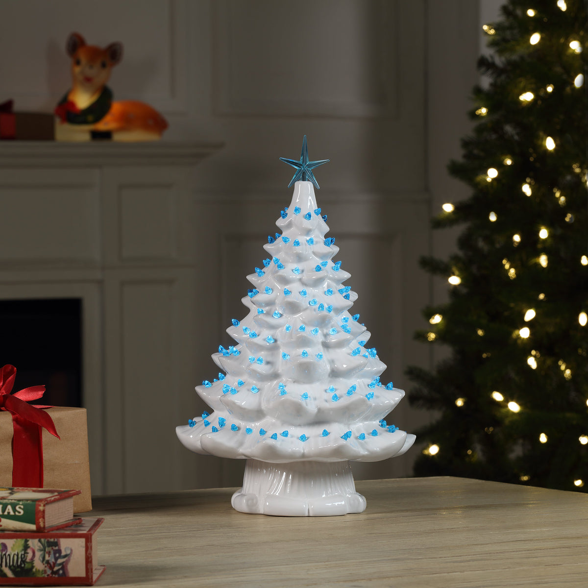 16 in. Vintage Legacy Tree - White with Blue Bulbs - Mr. Christmas