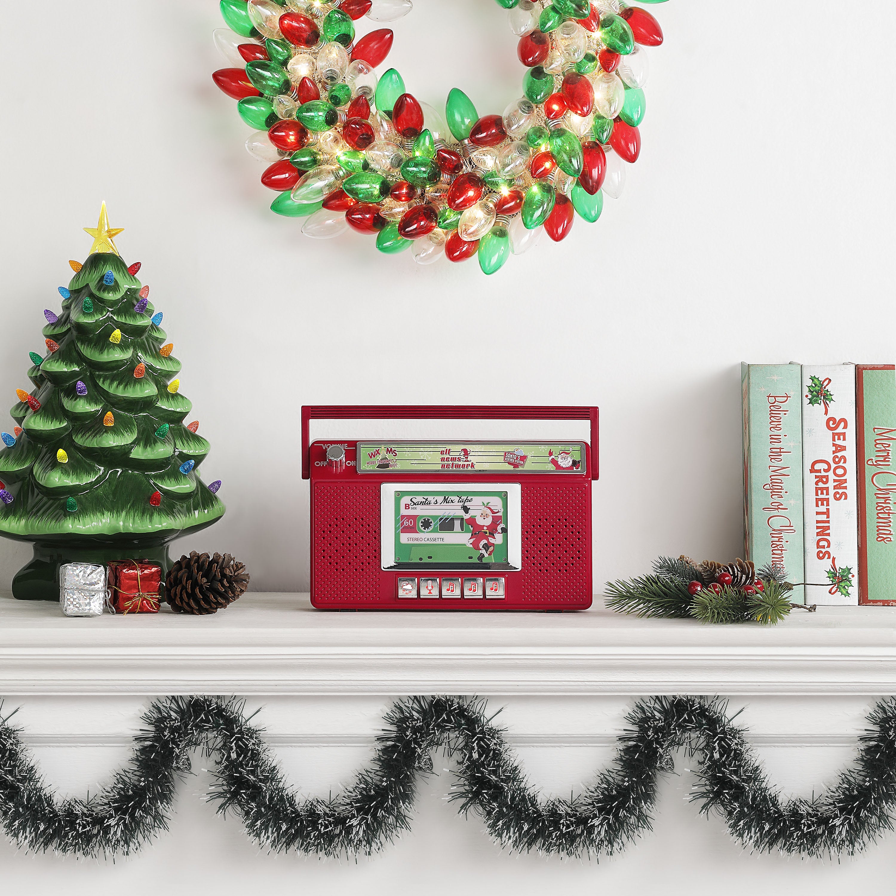 Santa's Boom Box Radio - Mr. Christmas