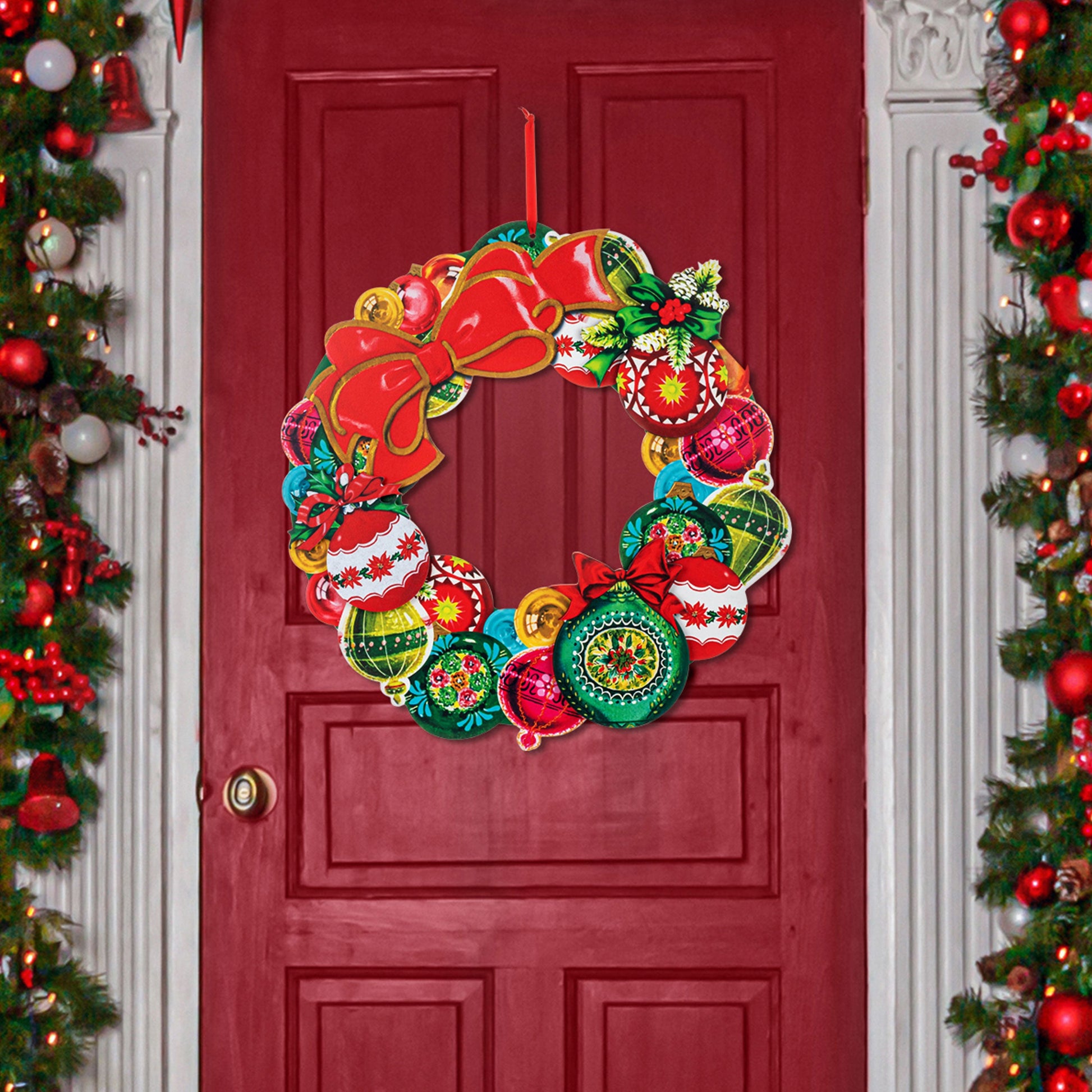 19" Wooden Wreath - Vintage Ornament - Mr. Christmas