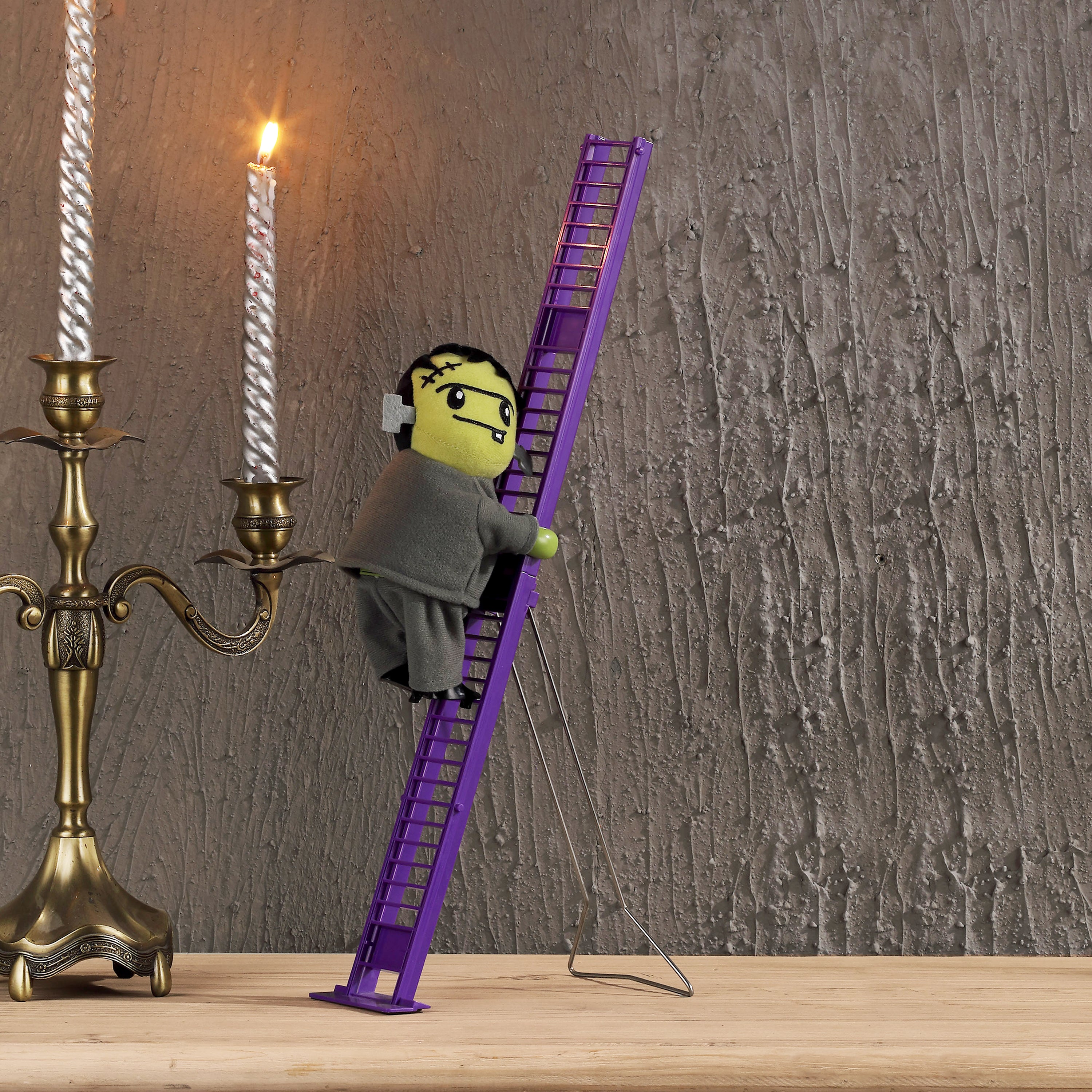 Mini Tabletop Climber - Frankie - Mr. Christmas