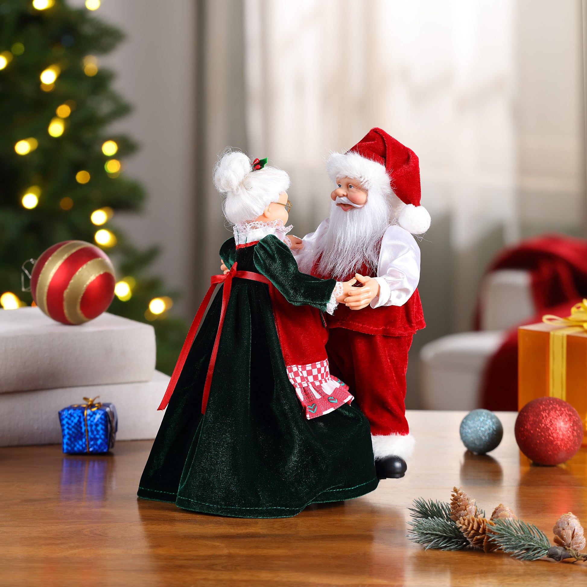 11 in. Animated Really Dancing Santa - Mr. Christmas