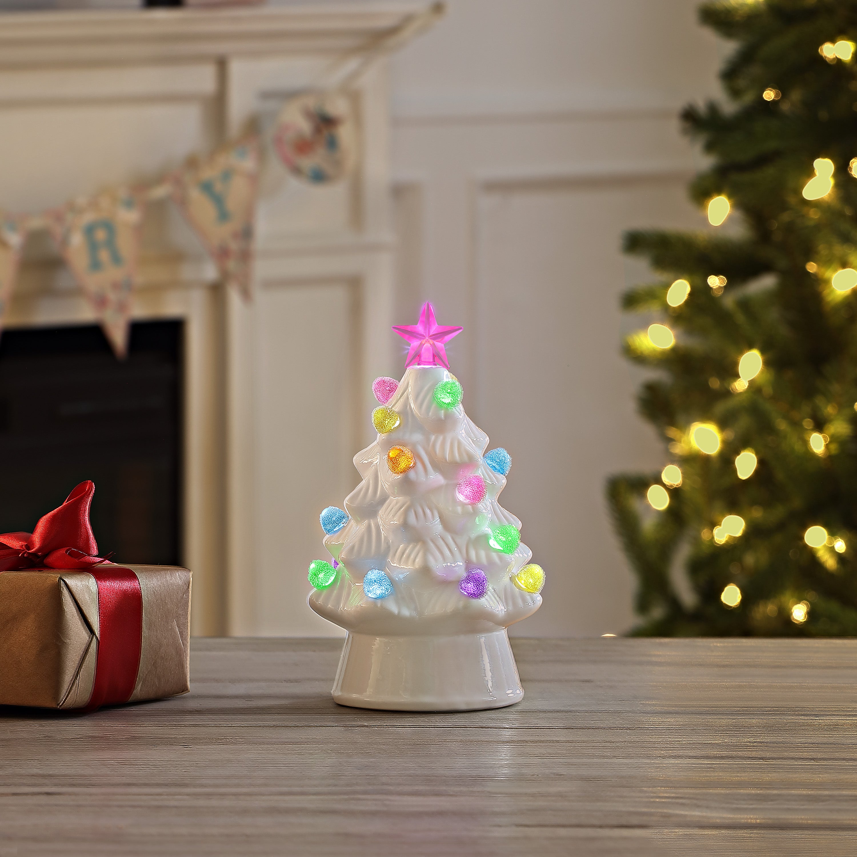 8 in. Nostalgic Ceramic Gumdrop Tree - White