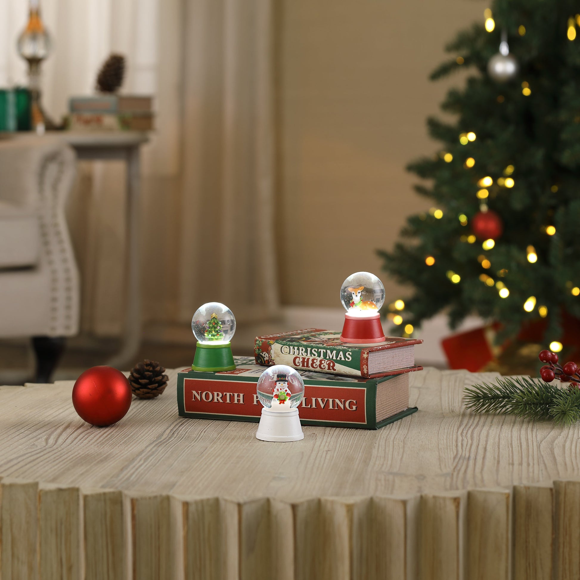 Set of 3 Mini Lit Snow Globes - Mr. Christmas