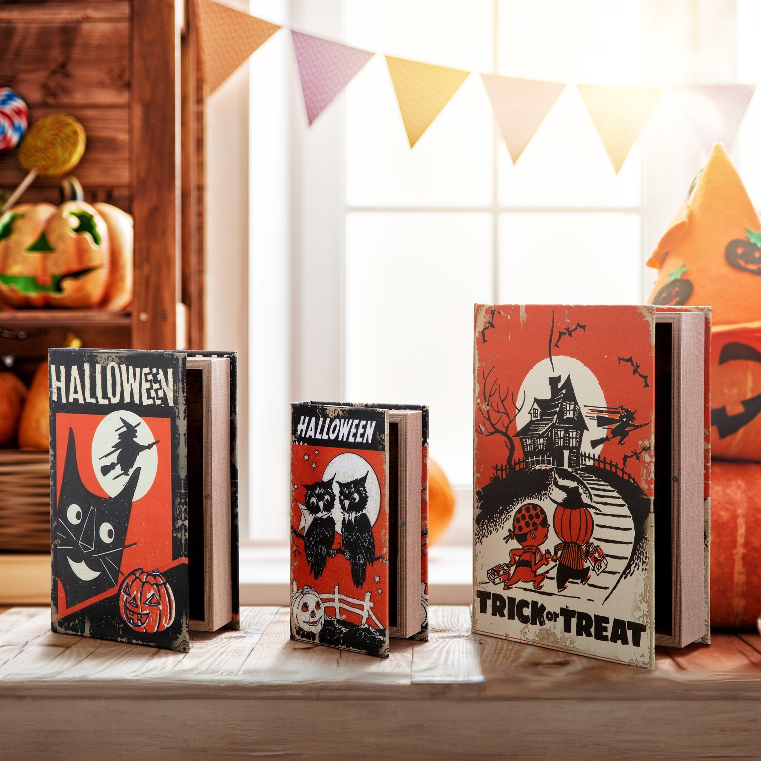 Set of 3 Retro Nested Storage Books - Mr. Christmas