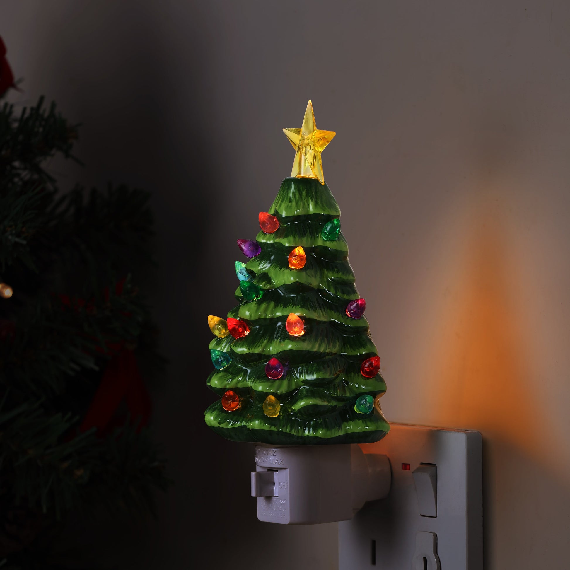 Nostalgic Ceramic Tree Nightlight - Green - Mr. Christmas